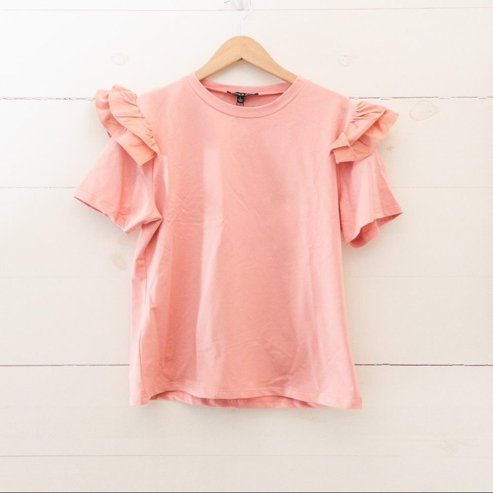 SOLD!! || NWT! | STRUT & BOLT | PINK T-SHIRT WITH RUFFLE SLEEVE DETAIL, L